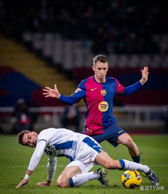爱游戏下载-巴萨后卫神勇救险，助球队成功保级，主要已经起来质量.
