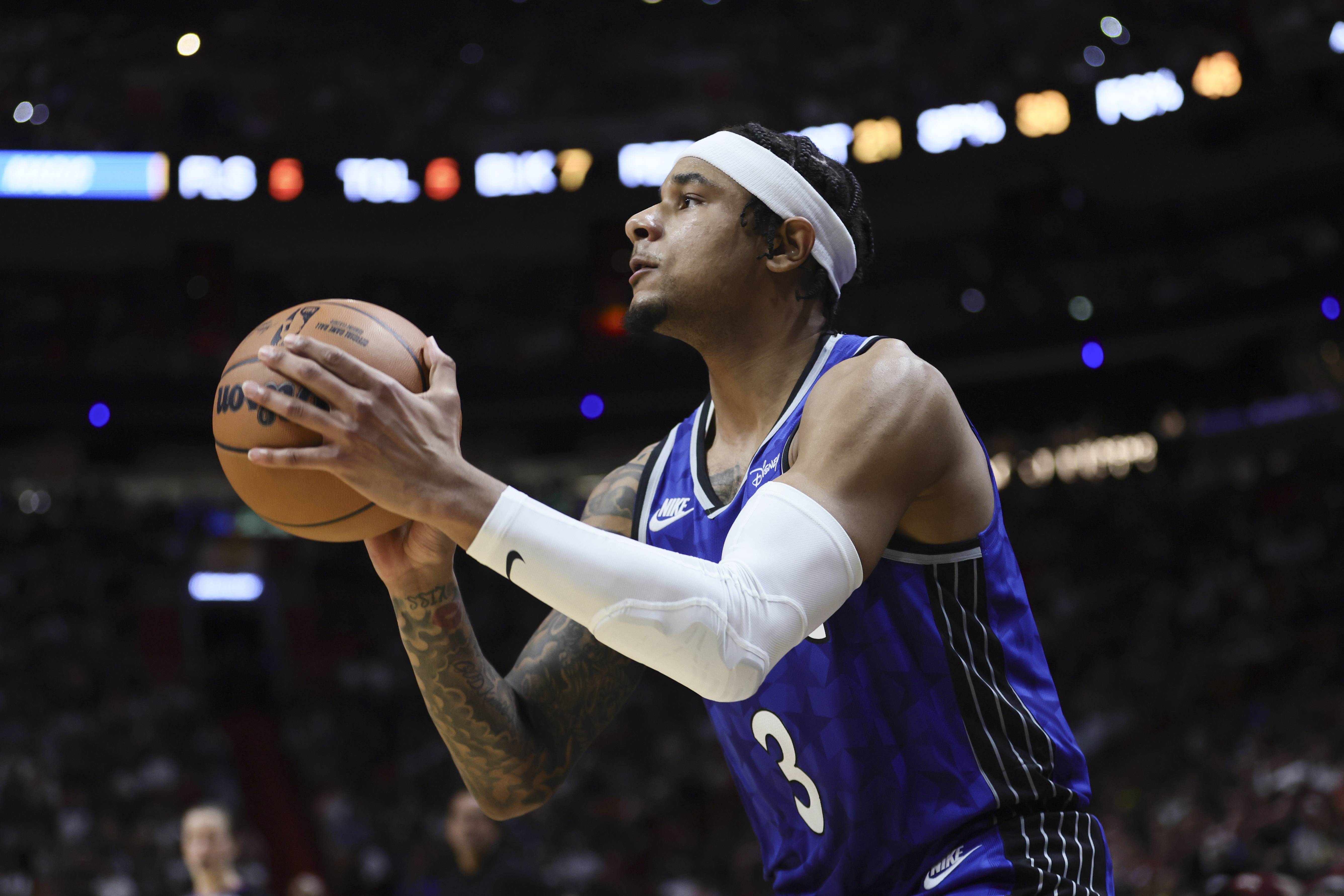 爱游戏体育-76人新秀表现惊艳，全场观众掌声不断，应用资源这样.的简单介绍